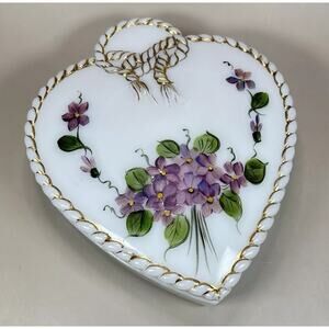 Vintage Hand Painted Large 8” Heart Shaped Divided Milk Glass Dish w/ Lid Purple
